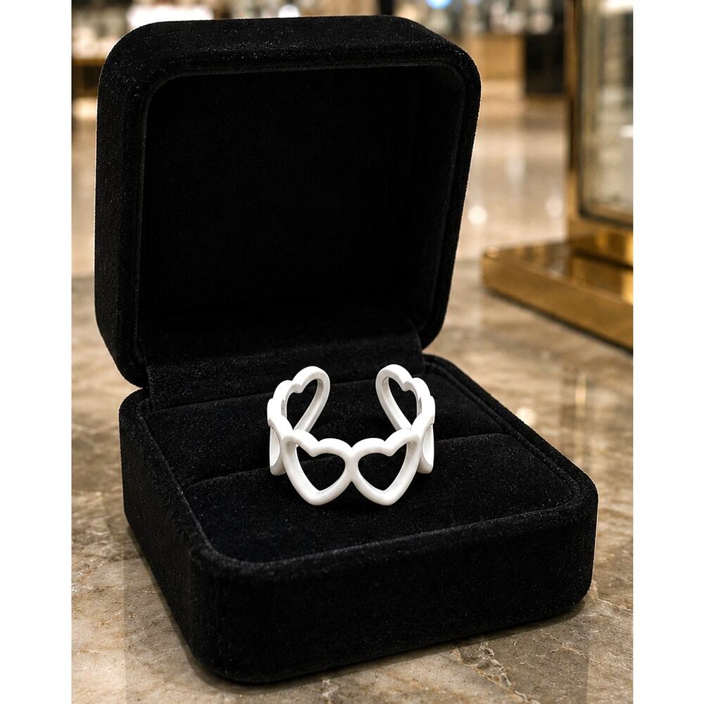 Vintage Inspired Alloy Hollow Heart Shaped Adjustable Ring White